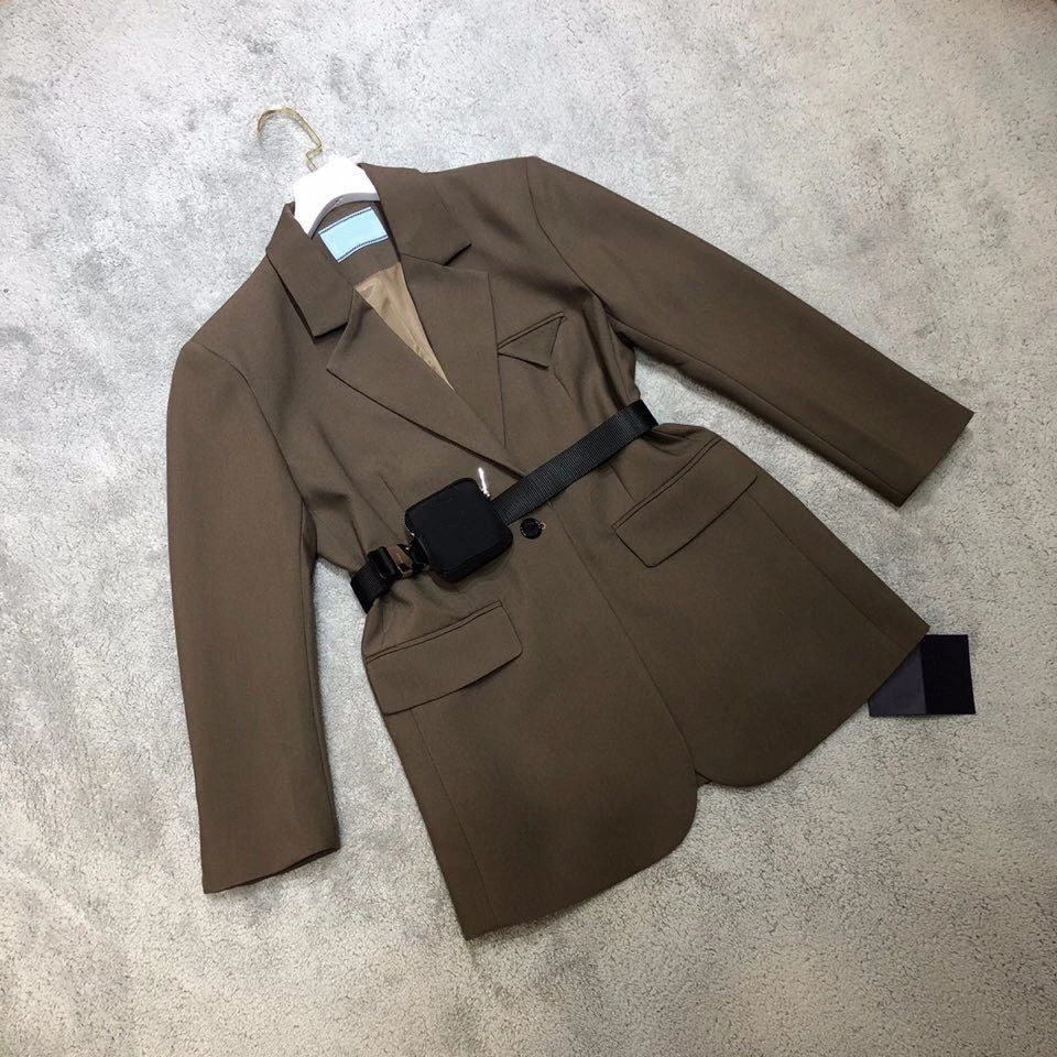 

New autumn suit, loose version, simple style, matching belt, small bag, khaki and black solid color female jacket