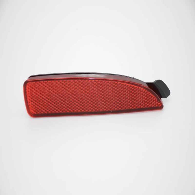 1 Pcs RH Rear Right Bumper Reflector Fog Lamp Right BKC3-51-5L0F for MAZDA 3 AXELA 2014
