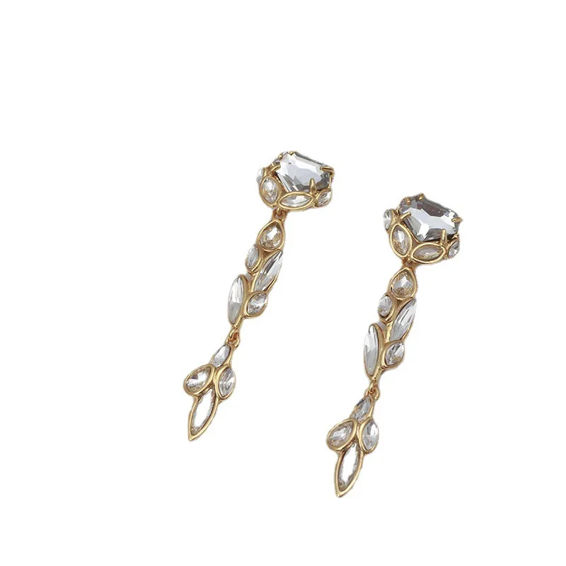

European and American Simple Geometric Irregular Inlaid Diamond Long Earrings