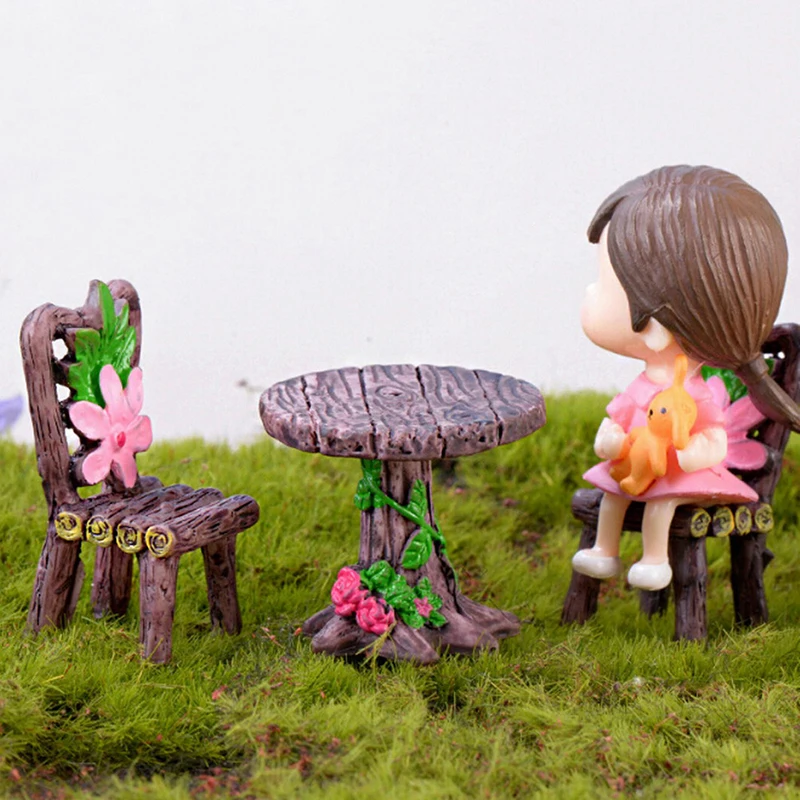 

3pcs/set Micro 1 Table 2 Chairs Desk Miniatura Dollhouse Garden Home Bonsai Decoration Mini Resin Miniature Craft Ornaments