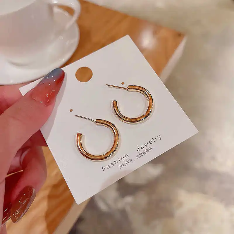 

925 silver needle Korean version new plain Circle Personalized earrings for women