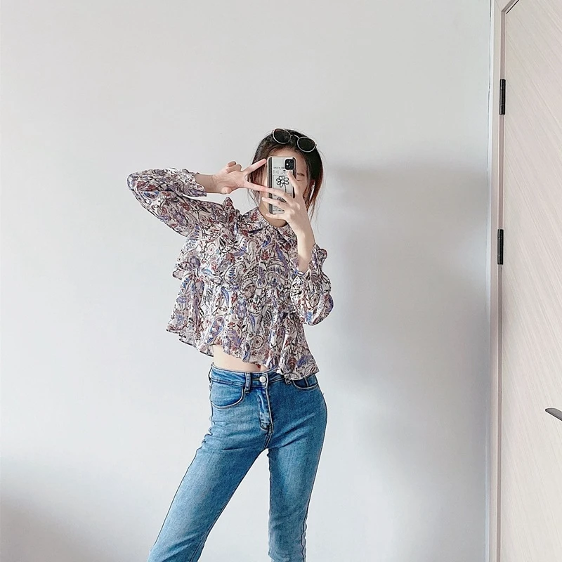 

YOSIBCD Women 2021 Fashion Paisley Print Ruffled Cropped Blouses Vintage Long Sleeve Button-up Female Shirts Blusas Chic Tops