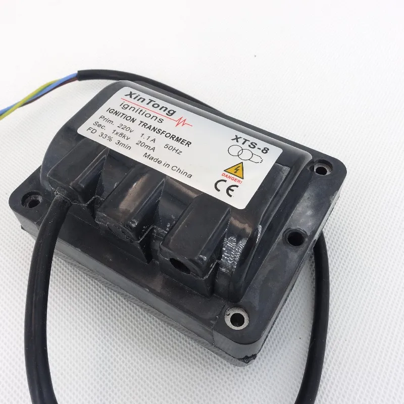 Газовый трансформатор. Газовый трансформатор. Установка крышки трансформатора к газовому реле. Газовая защита силовых трансформаторов. 5 автотрансформатор.