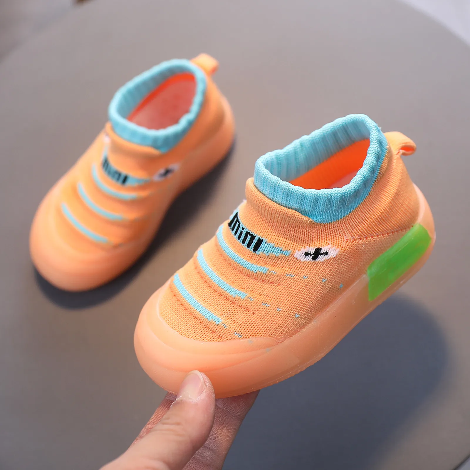

Children Baby Girls Boys Bling Led Light Luminous Sport Sneakers Comfortable Breathable Kids Running Shoes For Kids Drop Ship