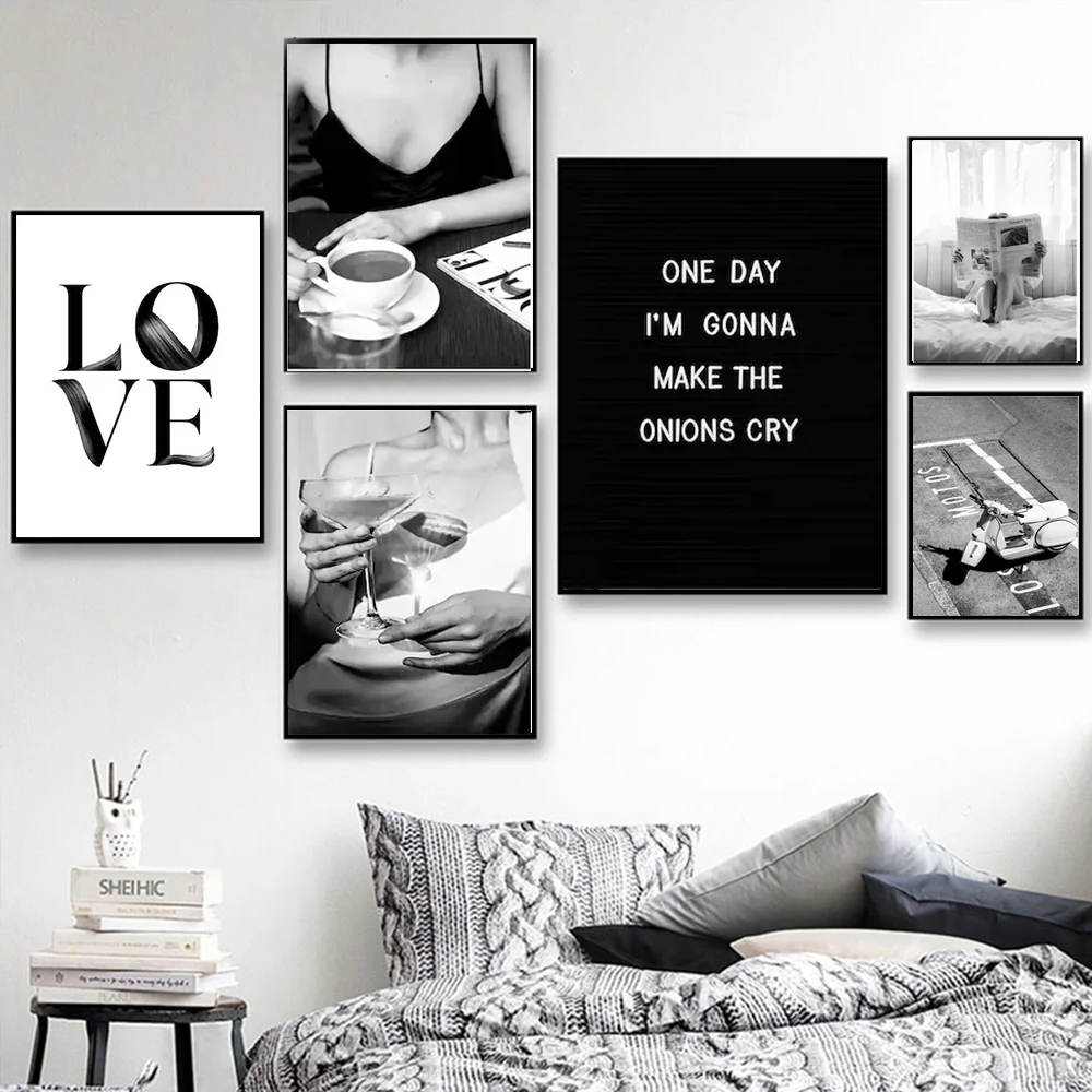 

Black and White Wall Art Modern Fashion Poster Girl Room Decor Paintings Frameless Canvas Picture for Home Design
