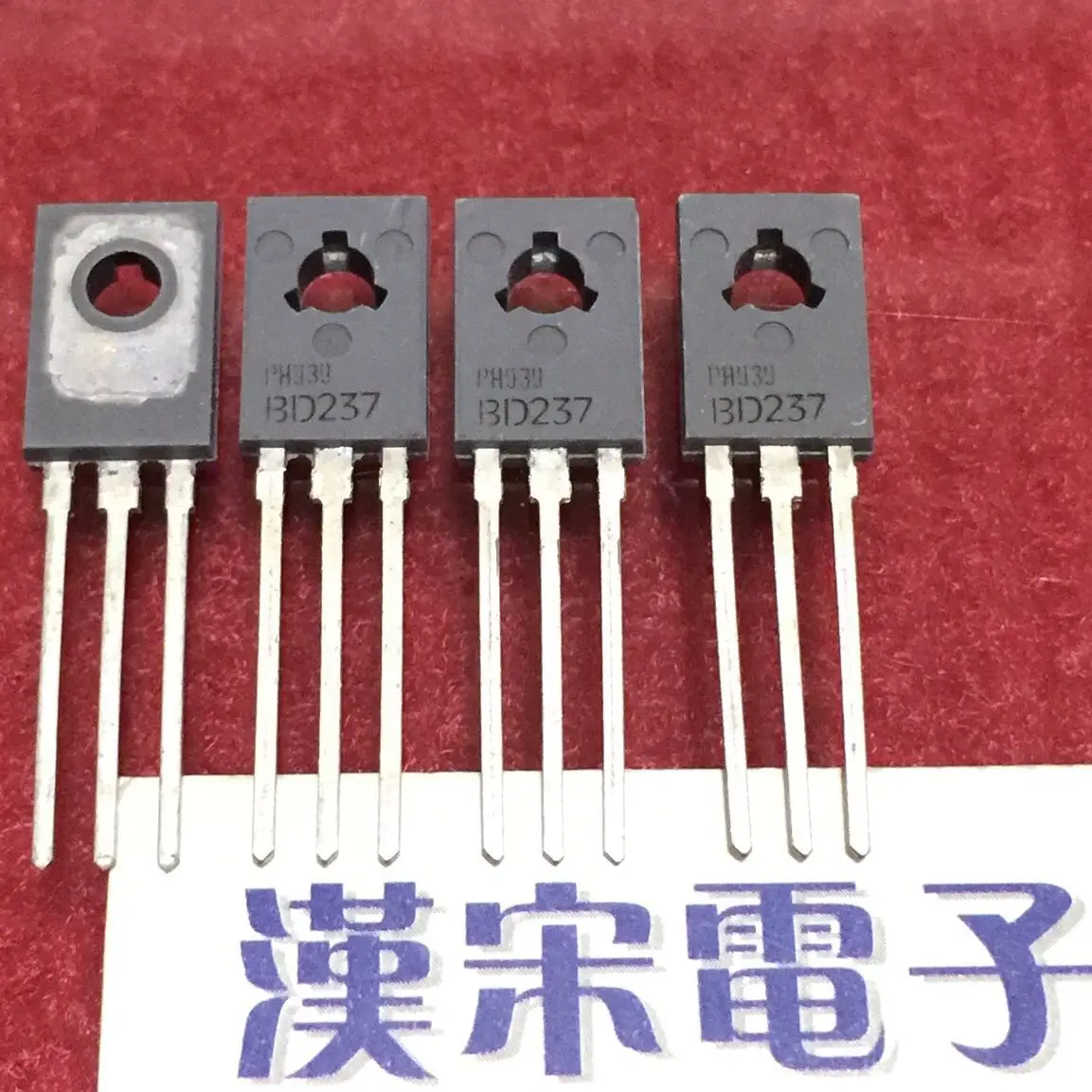 

Free shipping BD237 TO-126 10PCS