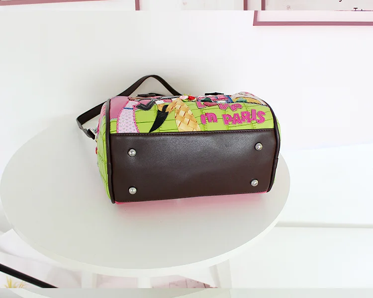 

Italian Women Embroidery Handbags Cartoon Fashion Boston Shoulder Bag Crossbody Luxury Design Bags Female Totes Purses 2021