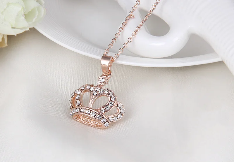 

Quality Crystal Crown Pendant Necklace For Women Men Gold Silver Color Chain Necklaces Wedding Party Romantic Jewelry Gifts