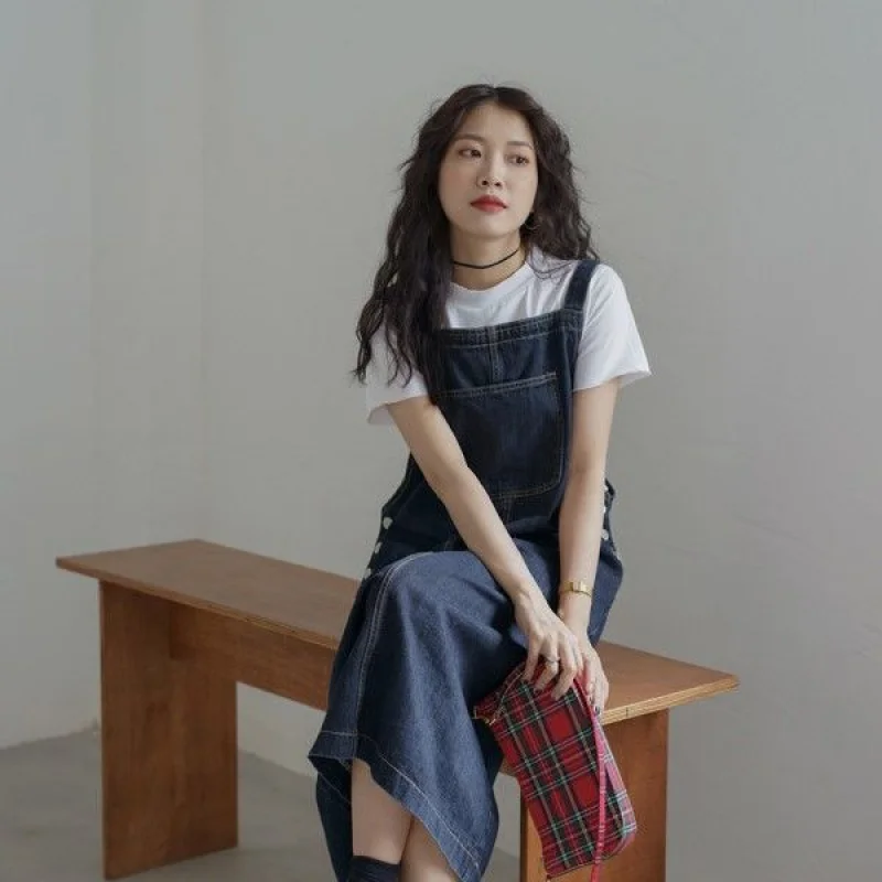 

Ретро джинсовая юбка на подтяжках для студентов, молодежная и маленькая свободная джинсовая юбка выше колена, платье средней длины для женщ...