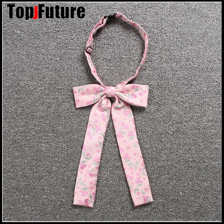 Японская школьная коллежская униформа в стиле JK: бабочка, воротничок, цветок вишни.