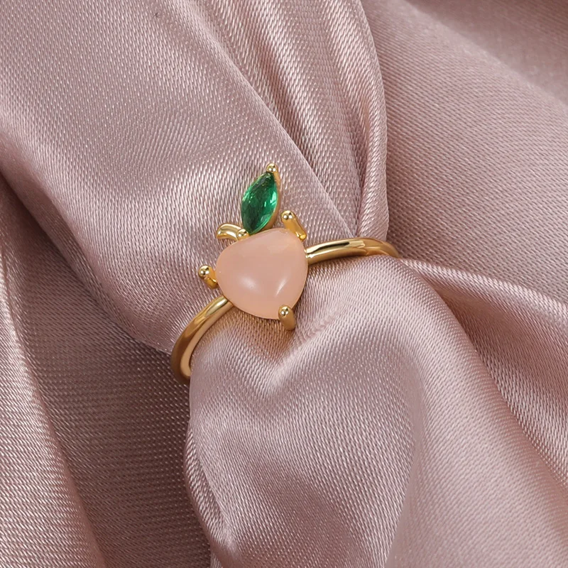 

2021 New Crystal Apple Strawberry Cherry Peach Grape Rings For Women Cute Fruit Gem Rings Sweet Jewelry For Kids Birthday Gifts
