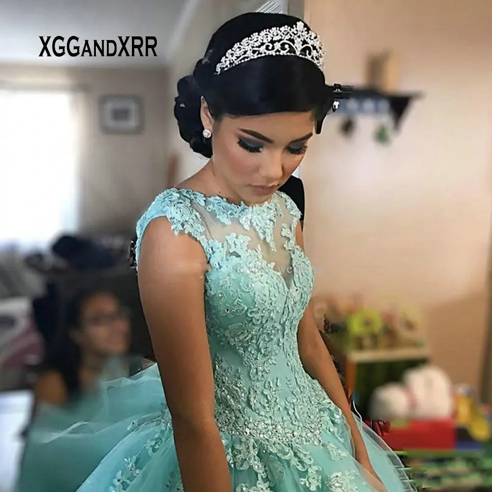 

New Peacock Blue Ball Gown Quinceanera Dresses 2020 Scoop Turquoise Lace Applique Sweet 15 16 Dress Cut Out Birthday Party Gown
