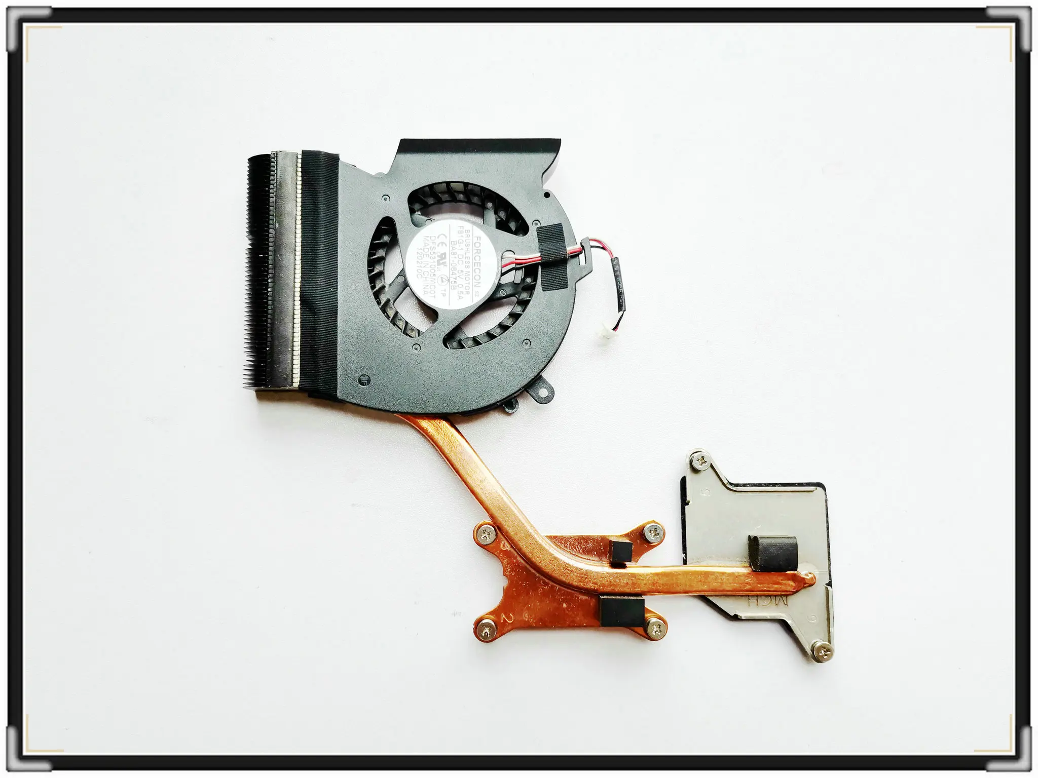 

FOR Samsung R530 RV510 S3510 radiator fan BA62-00498A heat sink