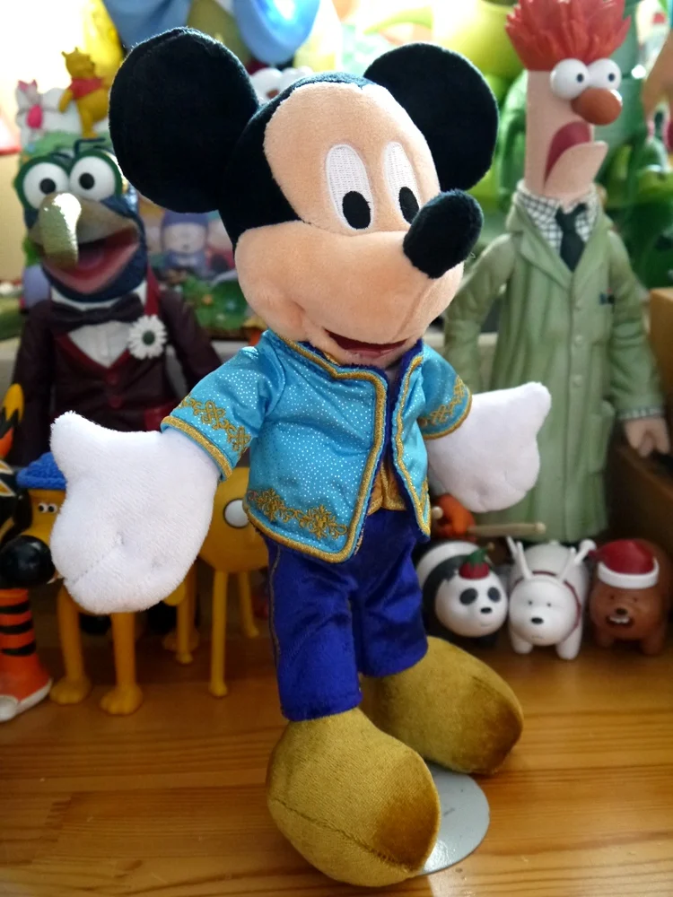 

Authentic Disney Mickey Plush Toy Dolls 28cm High Quality Children's Gifts