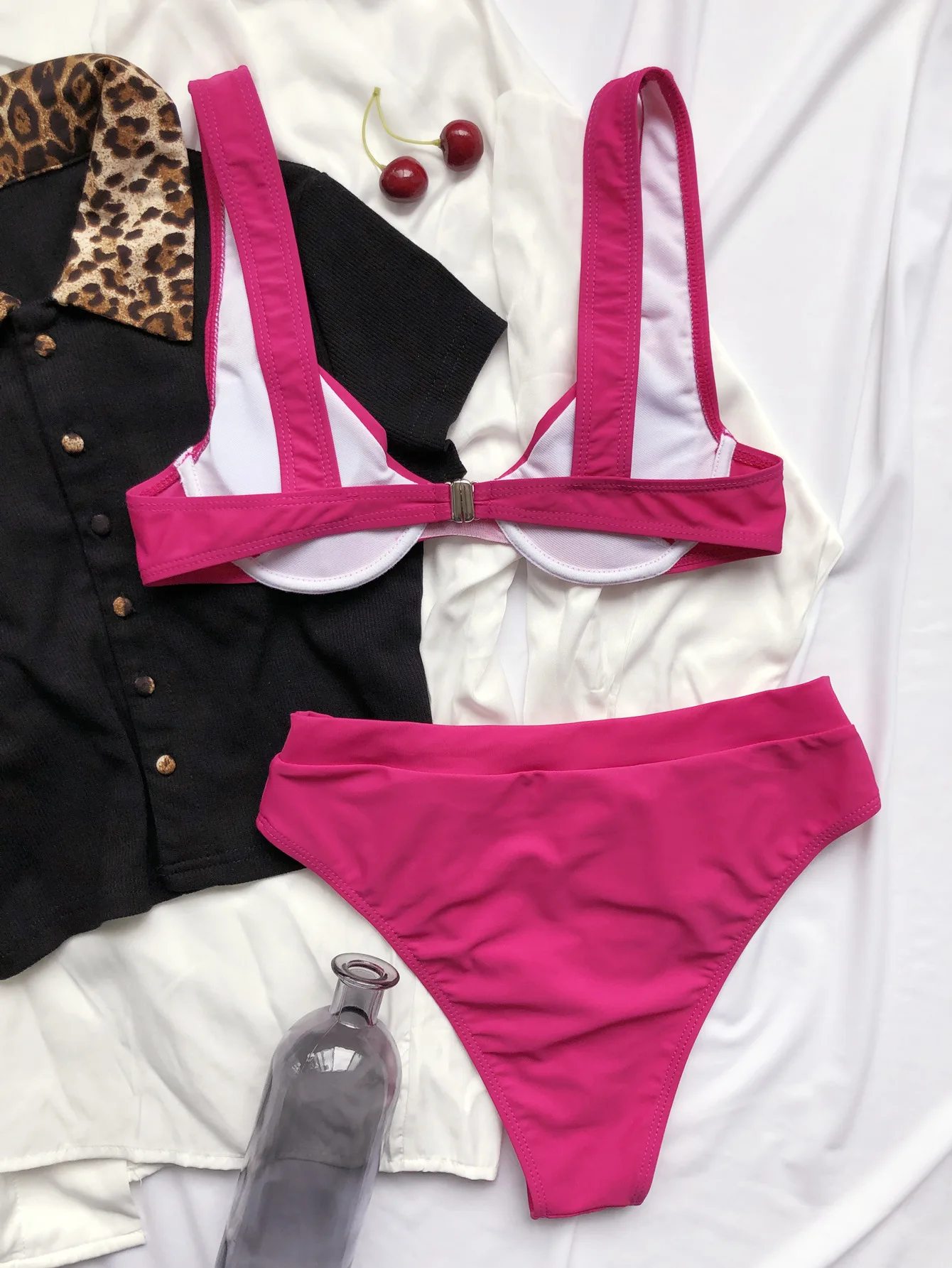 Купальник женский на косточках пикантный бикини однотонный ярко-розовый