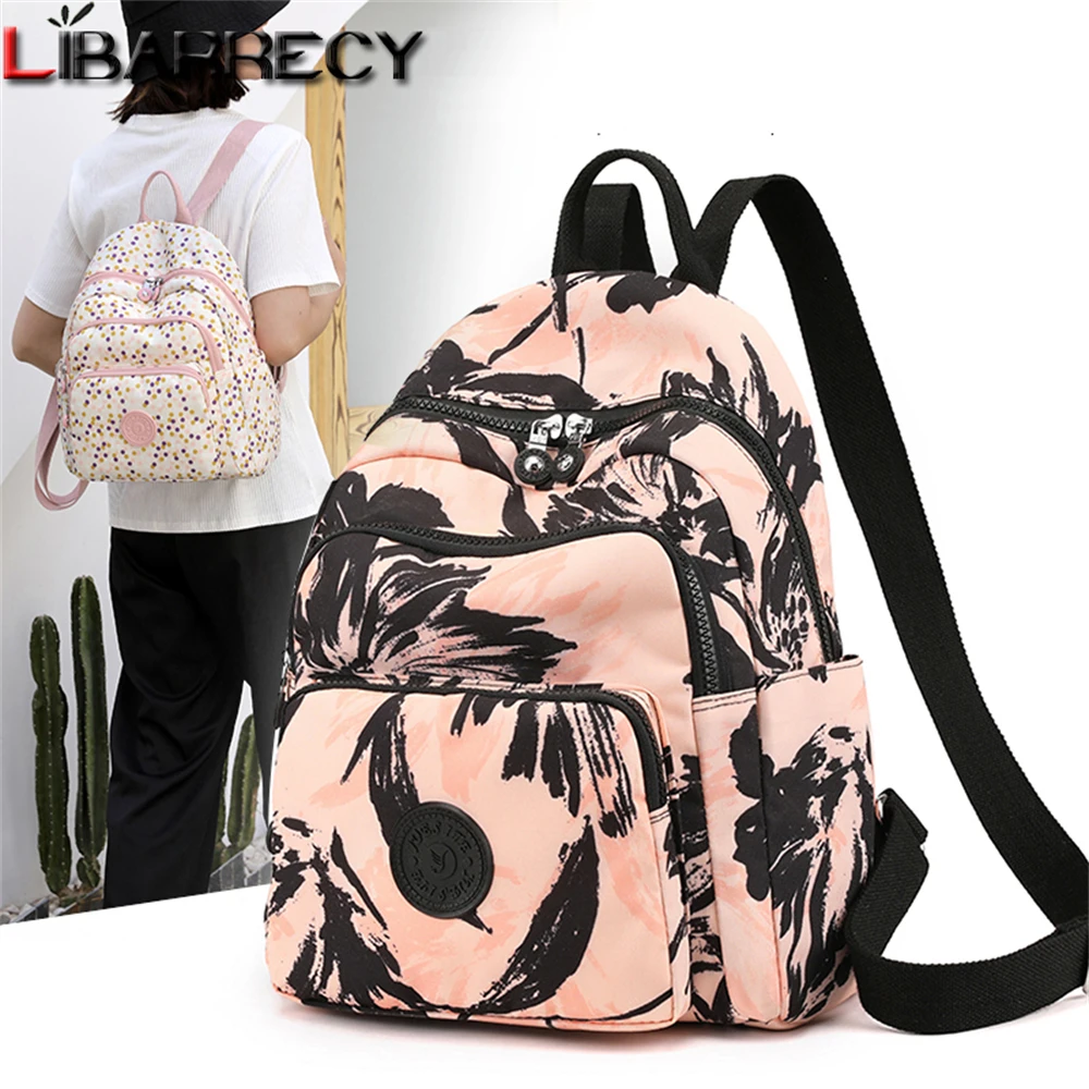 

Fashion Flower Pattern Design High Quality Nylon Women's Backpack 2021 New Fashion Ladies Student School Bags Travel Bag Bolsos