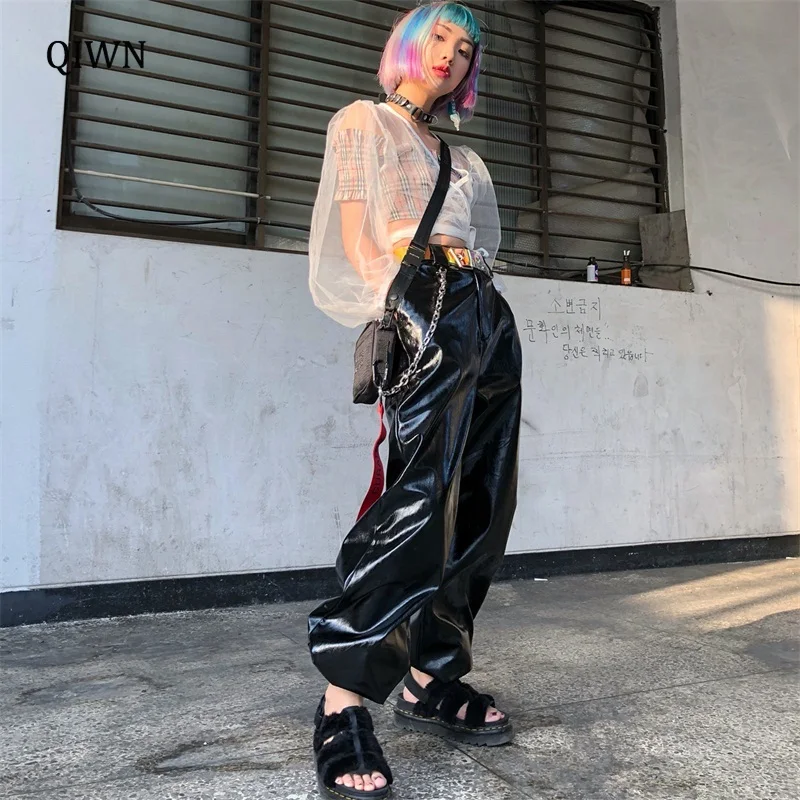 

Goth Faux PU Leather Chain Pants Y2K Streetwear Grunge Black High Waist Cargo Pants Goth Women Autumn Trousers Techwear
