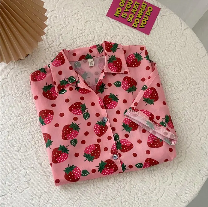 

Summer retro strawberry fruit print loose short-sleeved shirt women