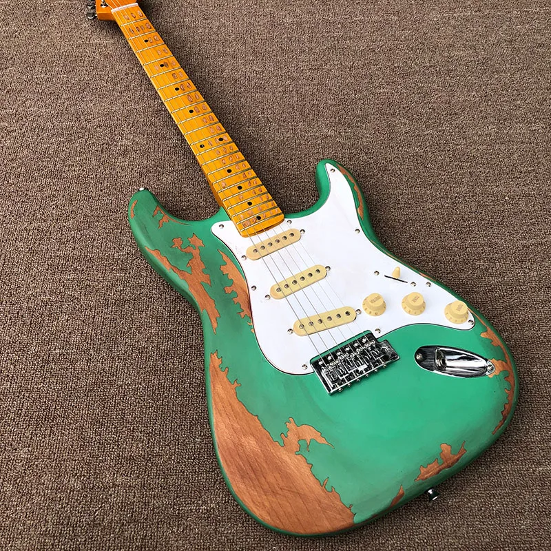 

2020 Высококачественная электрогитара в стиле ST, корпус с синей краской, гриф из клена, S-S-S электрогитара, бесплатная доставка