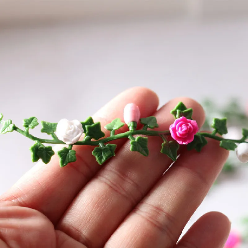 

Miniature Shooting Model Of Mini Garden Scene In Dollhouse