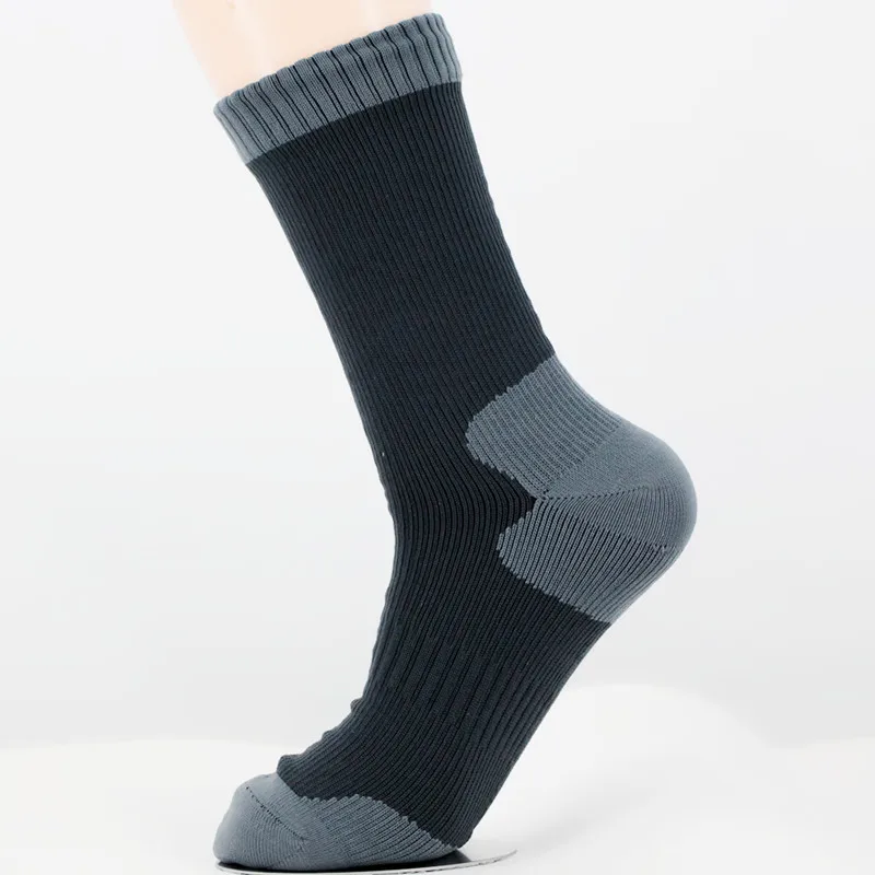 

Outdoor waterproof socks absorb sweat and breathe air Winter sports mountaineering double-layer thickening and warmth