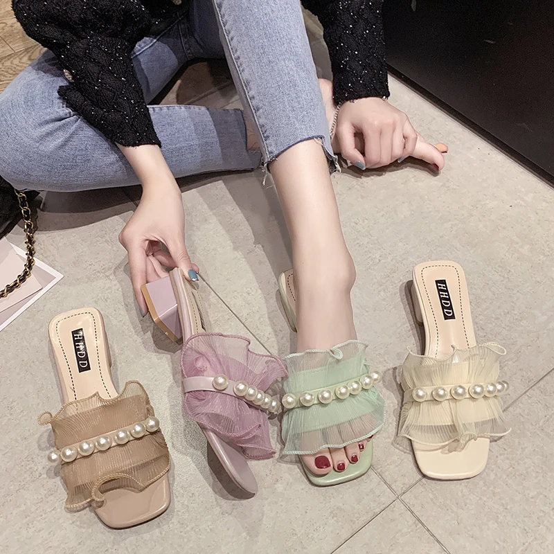 

Shoes Woman's Slippers String Bead Luxury Slides Square heel Med 2021 Soft Designer Block Cotton Fabric Rubber PU Hoof Heels