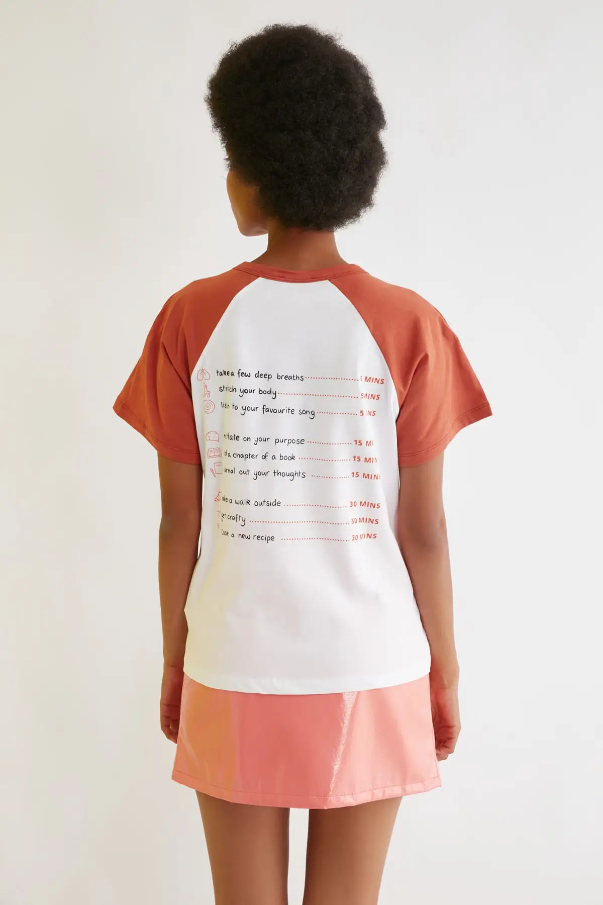 

Trendyol Raglan Sleeve Basic Knitted T-Shirt TWOSS21TS2047