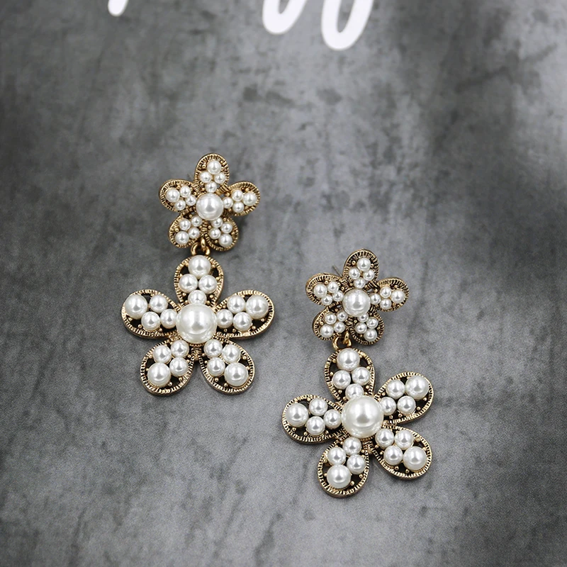 Женские длинные серьги STRATHSPEY золотистые жемчужные в стиле барокко с крестиком