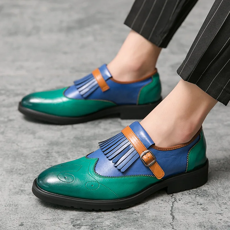 

Men Formal Shoes Fashion Green Tassel Brogues Adult Office Slip On Dress Shoes Male Wedding Party Mens Loafers 2021 New style