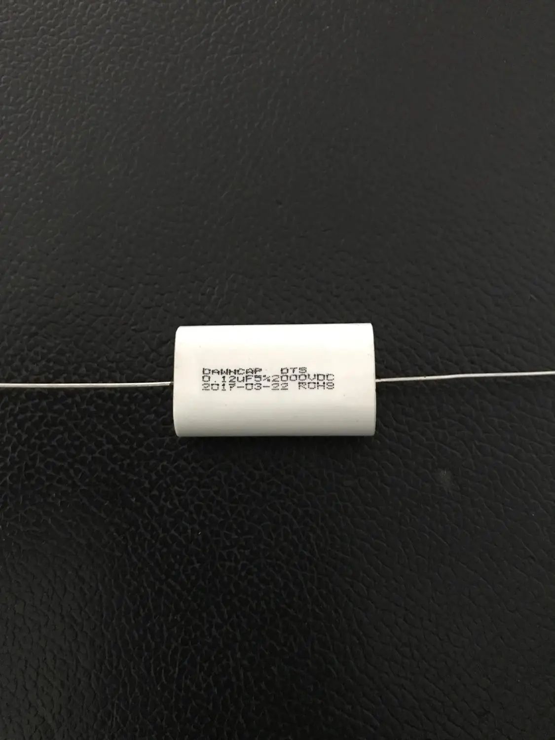 

Original imported capacitor 0.47uf 1200V DC non inductive absorption capacitor thick copper electrolytic capacitor