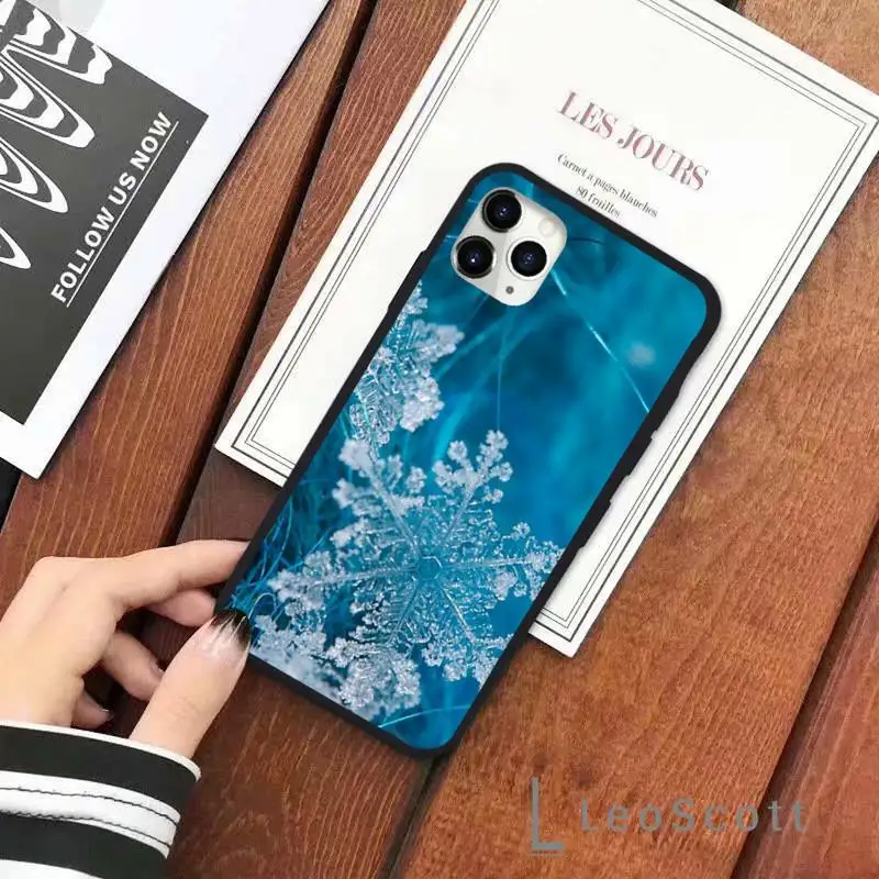 

Christmas Snowflake Snowman Phone Case for iPhone 11 12 pro XS MAX 8 7 6 6S Plus X 5S SE 2020 XR Soft silicone
