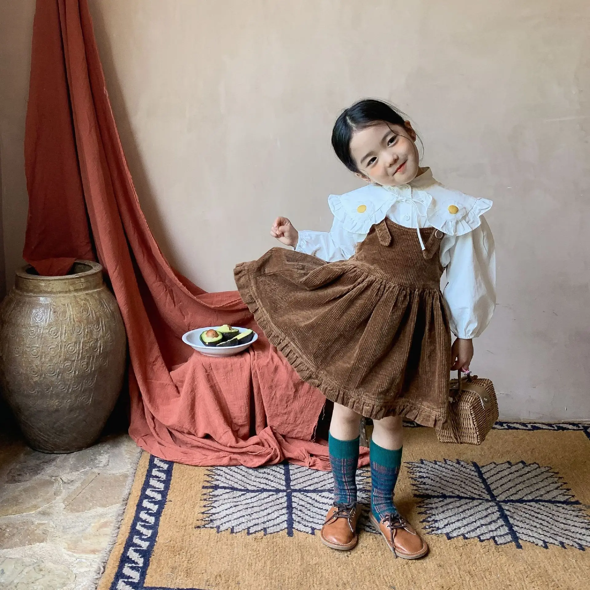 

Children's dress autumn girls corduroy strap dress fashion 2021 baby sweet and lovely princess dress