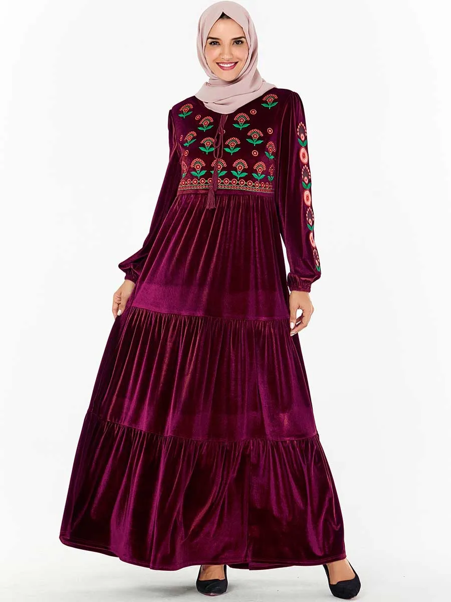 Весеннее мусульманское женское платье с длинными рукавами бархатное вышивкой в