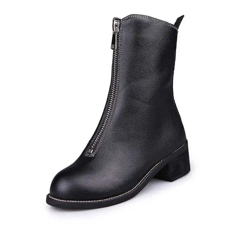 

New boots in autumn and winter of 2020