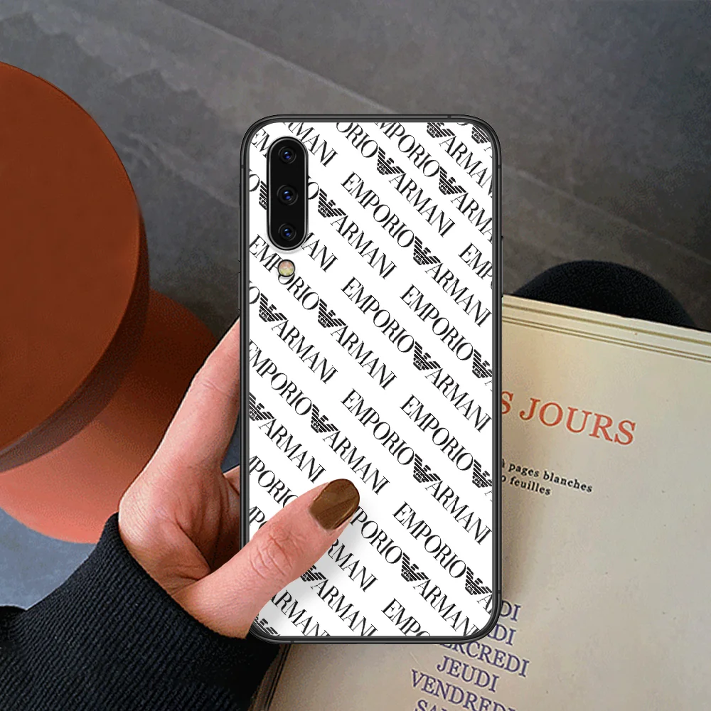 

Luxury Italian Brand Letter Label Phone Case For Samsung Galaxy A 3 5 7 8 10 20 20E 21S 30 30S 40 50 51 70 71 black Etui Luxury