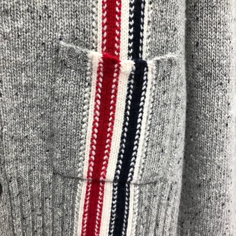 

2021 Fashion Brand Sweaters Men Slim Fit V-Neck Cardigans Clothing Striped Wool Cashmere Solid Thick Winter Casual Coat