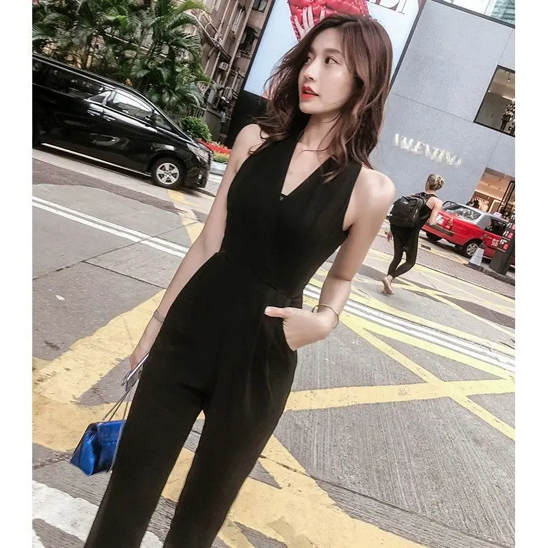 

Female 2021 Summer Elegant Solid V Neck Jumpsuit Women Sexy Sleeveless Backless Romper Ladies Fashion Wide Leg Playsuits Y479
