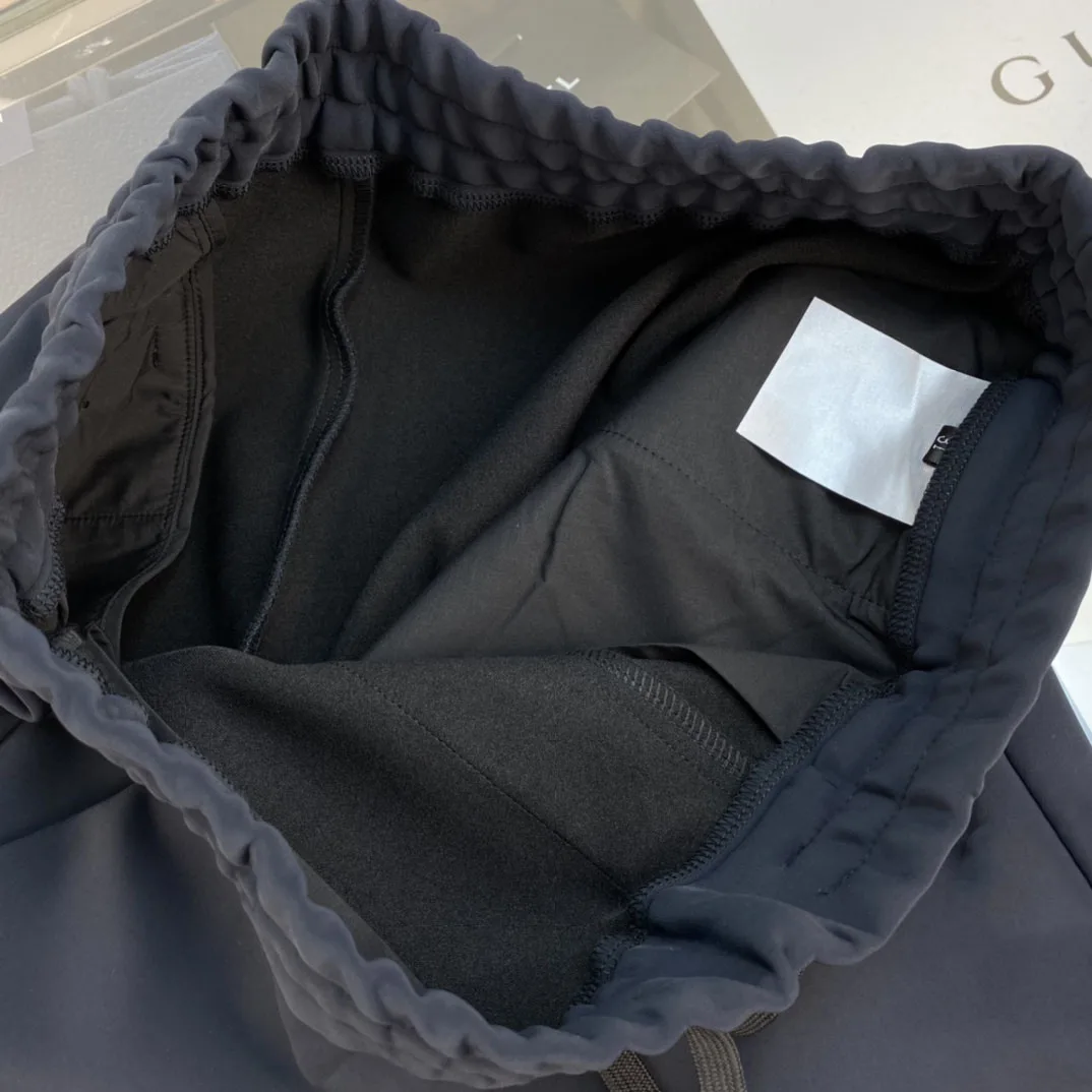 

2021 Men's Casual Trousers Autumn And Winter Fabric Comfortable Breathable Outdoor Jogging Pants Mid-waist Guard Pants