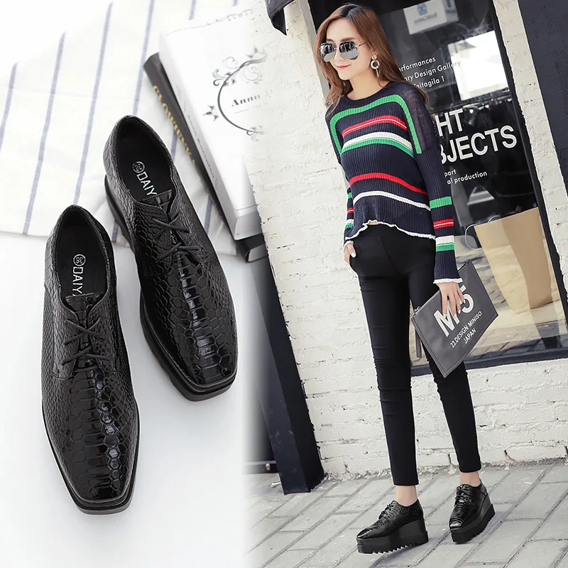 COWCOM/лакированные туфли на рифленой подошве Женская обувь с квадратным носком