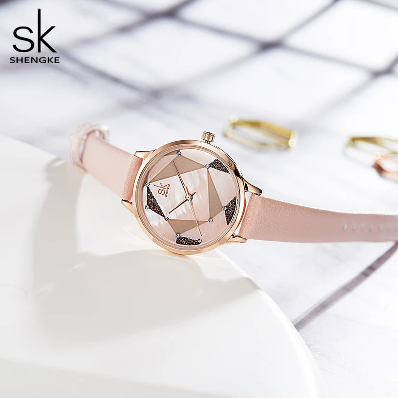 Женские наручные часы Shengke повседневные белые с кожаным розовым ремешком