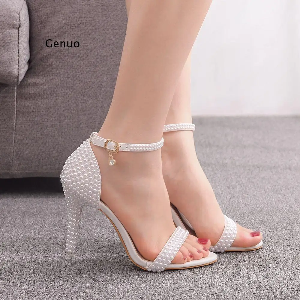 

Crystal Queen Bride Wedding Shoes Fashion White Shoes Woman Ankle Strap Party Dress Sandals Open Toe High Heels Pumps Female
