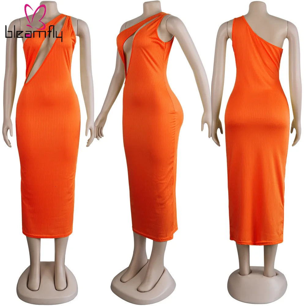 Женское платье с вырезом спереди на одно плечо без рукавов косой шеей вязаное