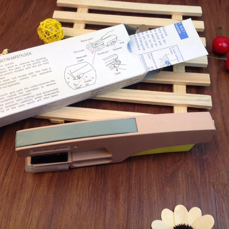 Металлическое устройство для перфорации машина изготовления вязания свитеров