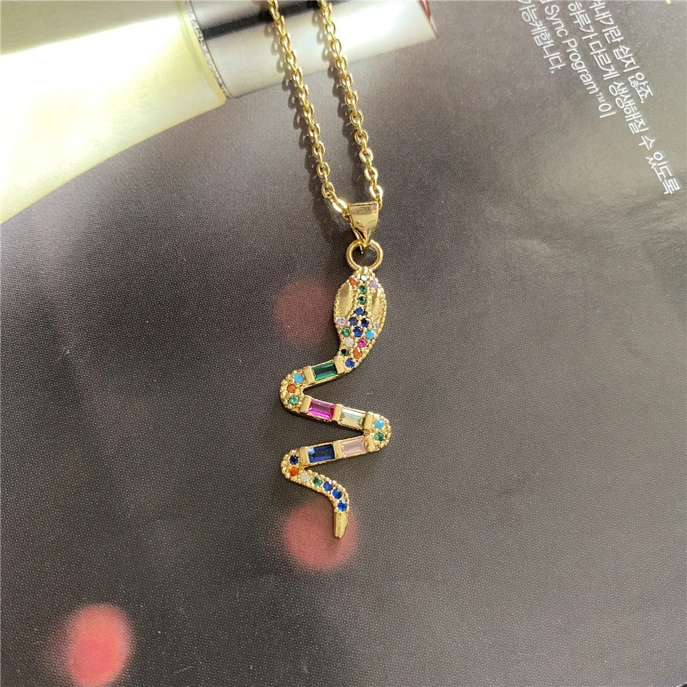 

Pretty Gold Color Plating Colorful Fuchsia Green Rose Blue CZ Zircon Paving Snake Pendant Necklace For Women Girl Elegant Super