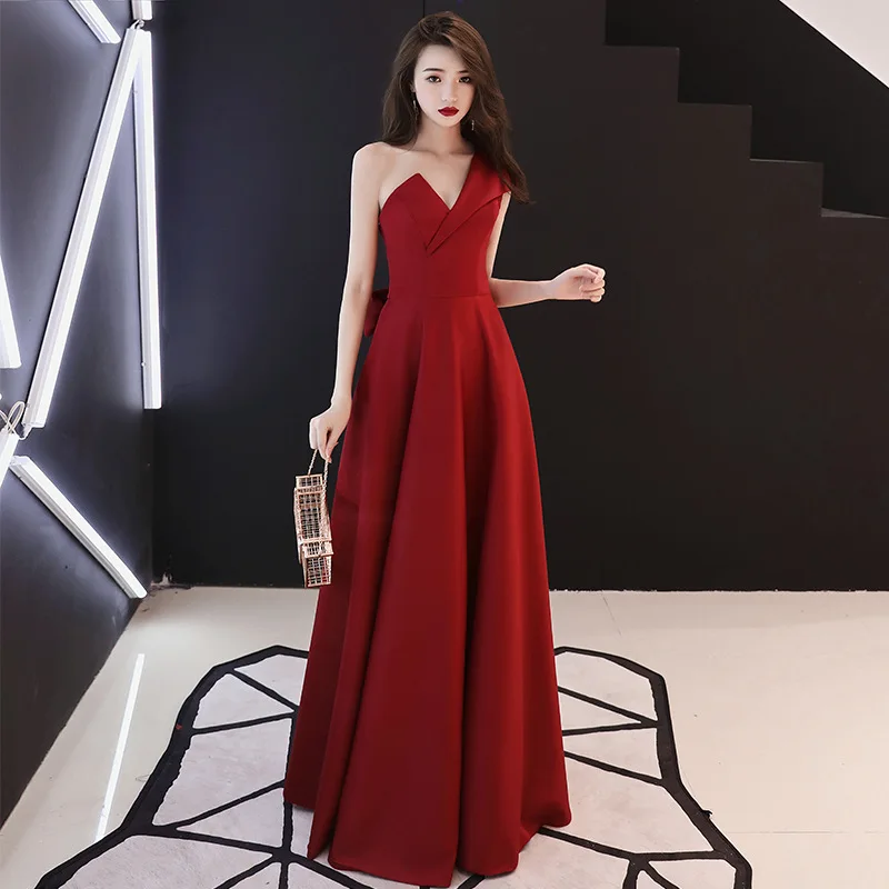 

Plus Size 3XL Robe Sexy One Shoulder Bride Wedding Dress A-line Wedding Party Dresses Noble Celebrity Banquet With Bowknot