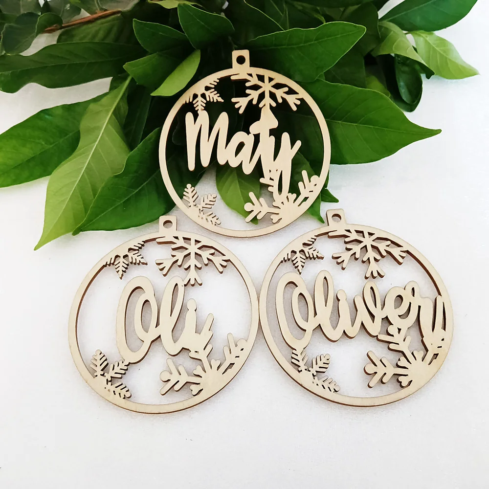 Рождественские шары на заказ, Рождественские шары, персонализированные украшения, лазерная вырезка названий, рождественские пользовательские подарочные бирки с годом и именем