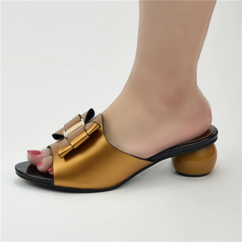 Новое поступление Женские модельные туфли в итальянском стиле свадебные лодочки