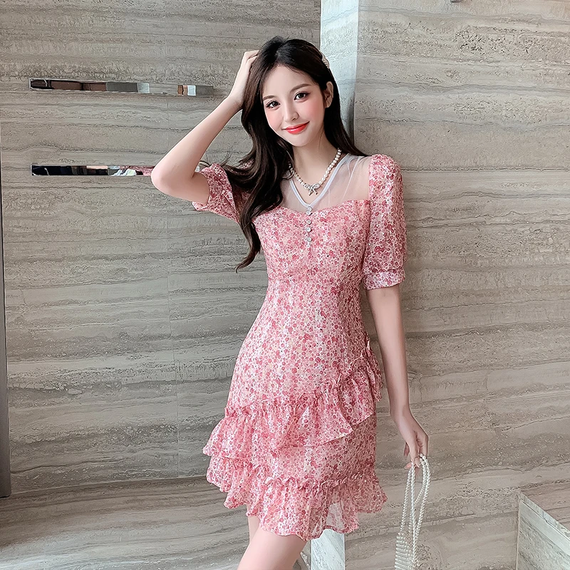 

Will spot the summer new net yarn splicing v-neck floral chiffon dress