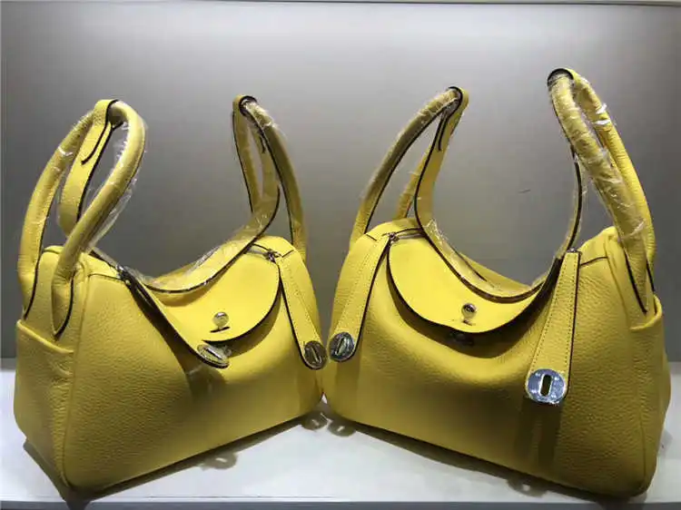 

Medicine box bag genuine leather bag lychee grain head leather nurse bag one shoulder portable Lindi bag pillow bag