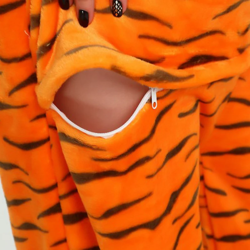 кигуруми Пижамы с единорогом Мультяшные ползунки панда зимний фланелевый